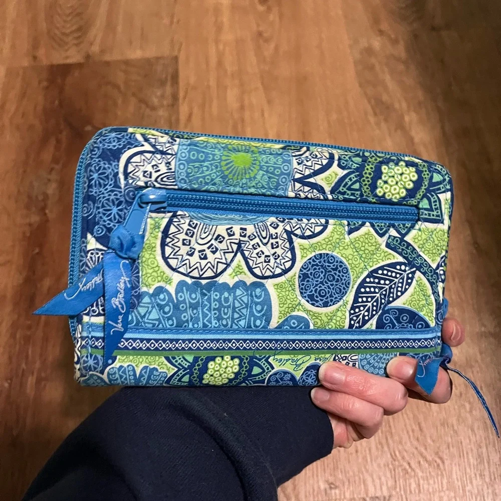 Vera Bradley Wallet - Picture 2 of 3
